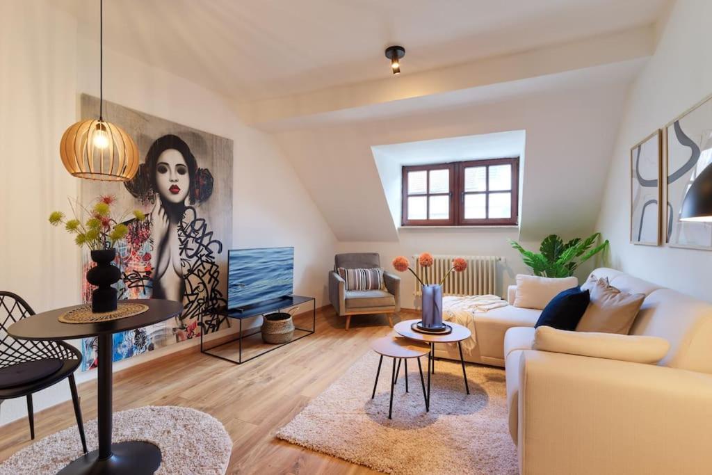 Exklusive Designer-Wohnung In Wittlich - Ideal Fuer Geschaeftsreisende, Firmen & Paare - Top Zentrumslage Luaran gambar